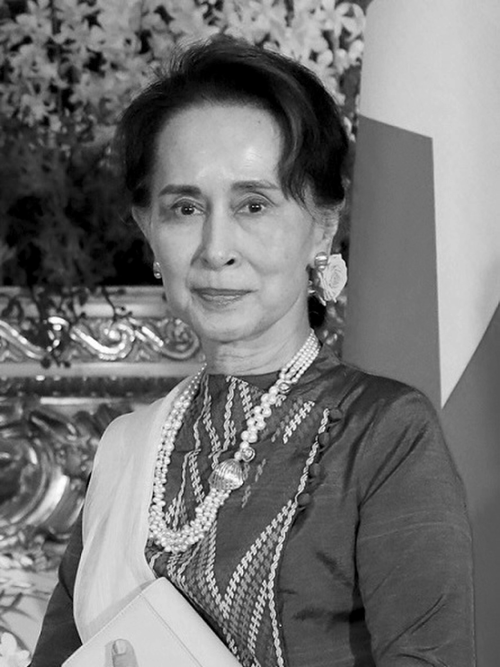Portrait of Aung San Suu Kyi during a 2019 diplomatic meeting